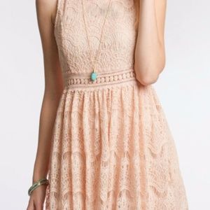 She + Sky peach/pink lace dress